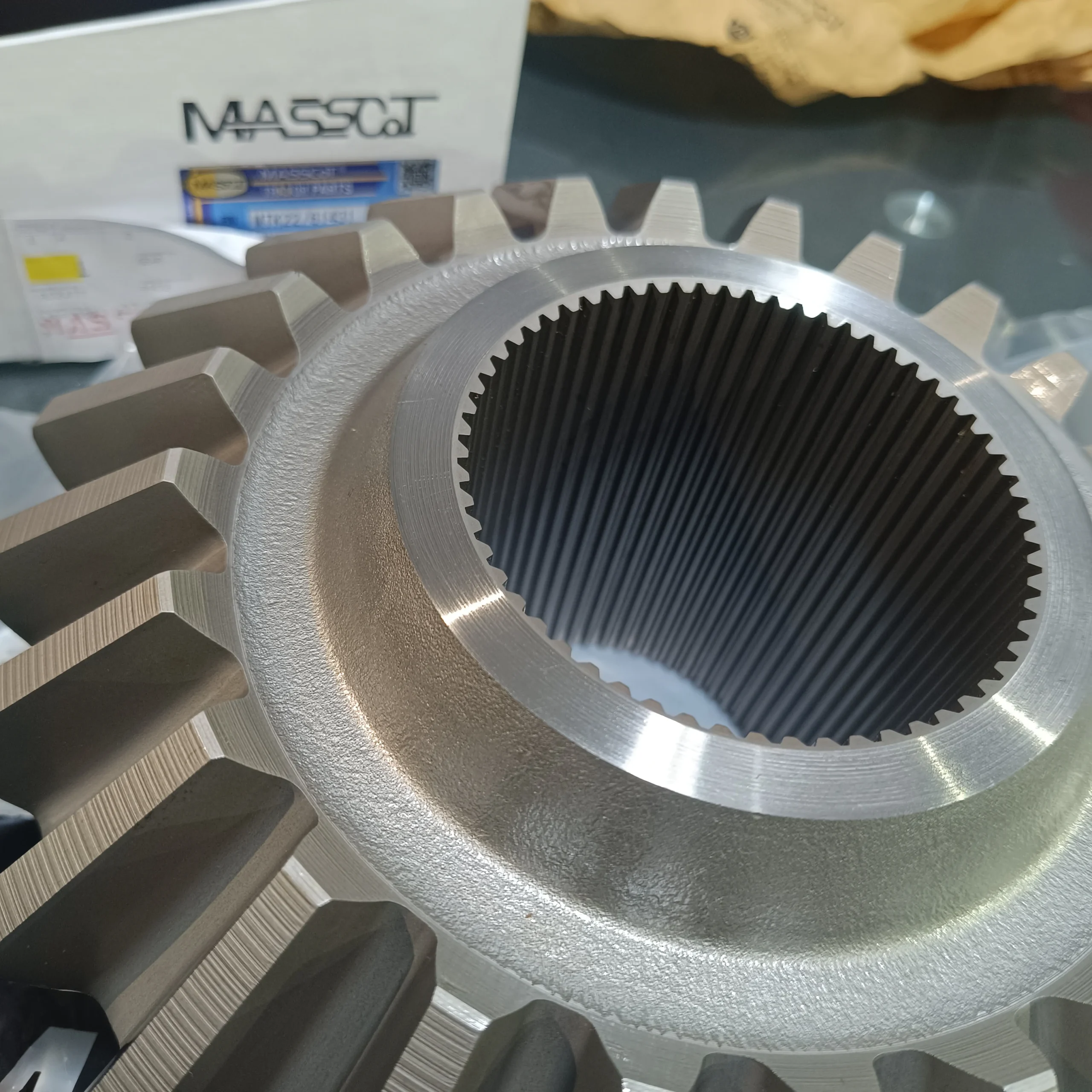 561-22-61431 Side Gear — Photo 2